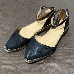 Short espadrille sandals